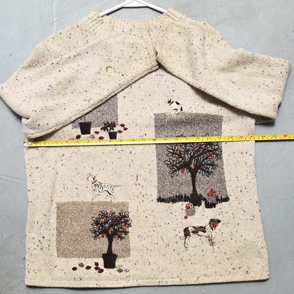 Tanjay Vintage Sz M Cozy Cream Sweater Artistic Novelty Embroidered Design - Picture 6 of 13